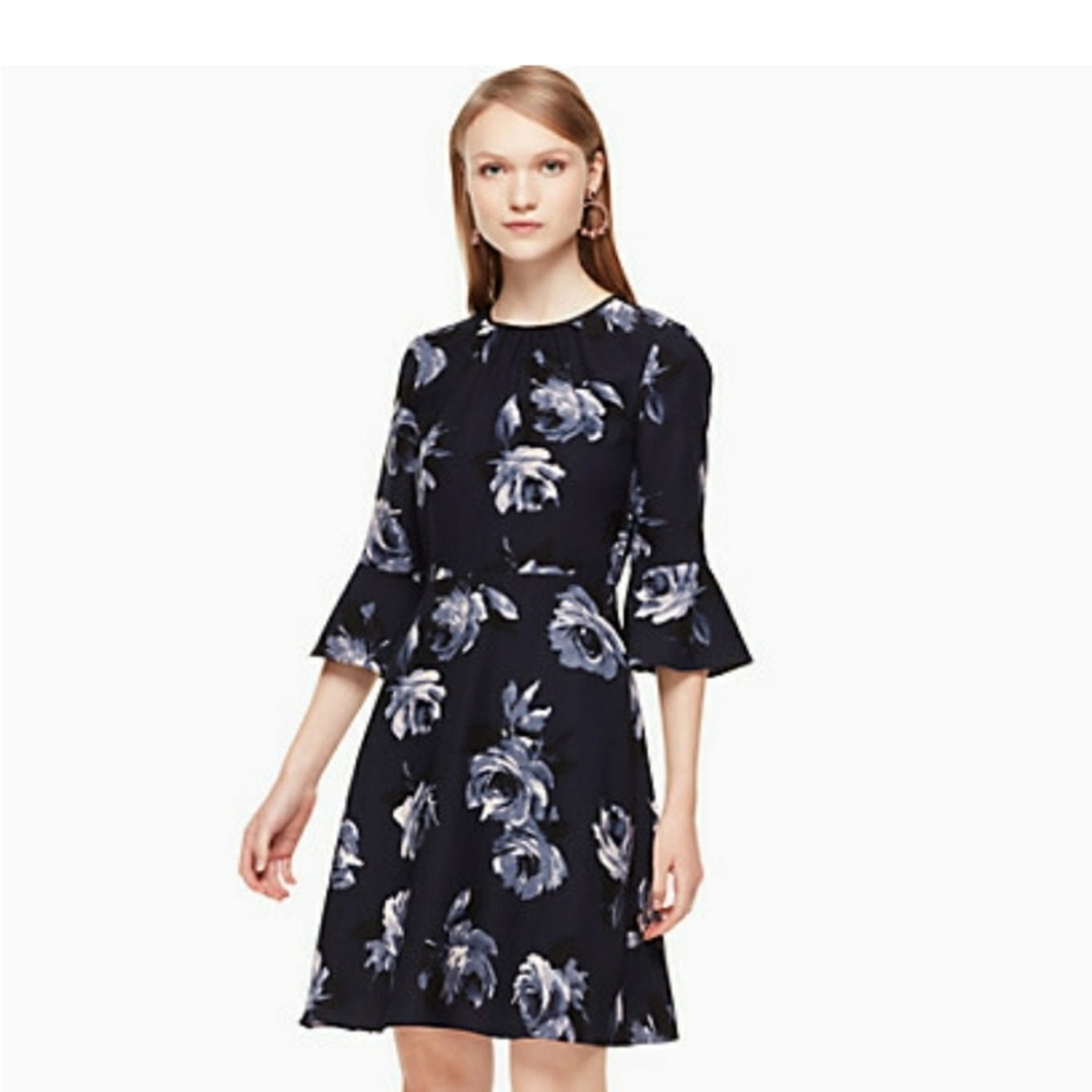 NWTs Kate Spade Navy Floral Long Sleeve 👗